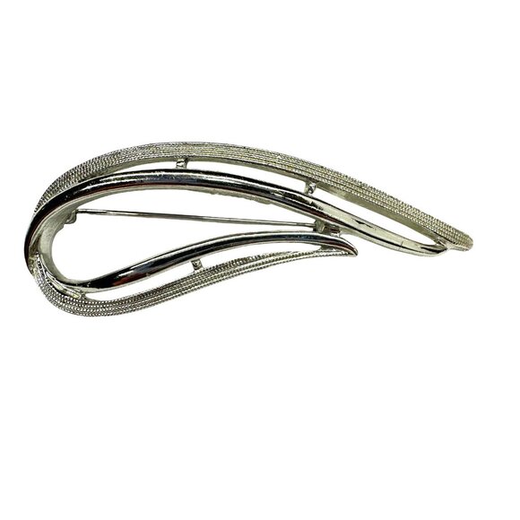 Sarah Coventry Jewelry - Sarah Coventry Silver Tone Swirl Pin